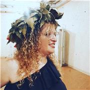 Educatrice , insegna matematica ai bambini delle elementari